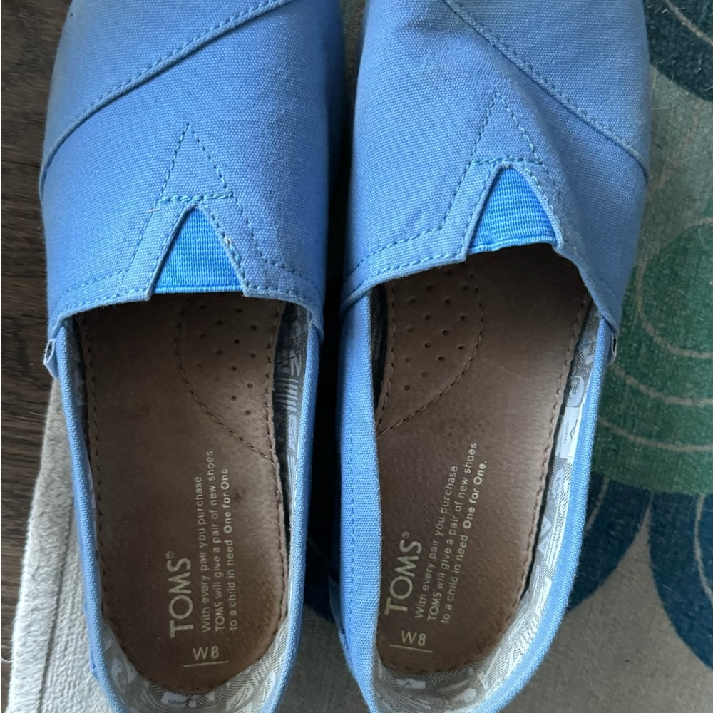 Toms Classics Corry women’s size 8 blue/purple colour excellent condition